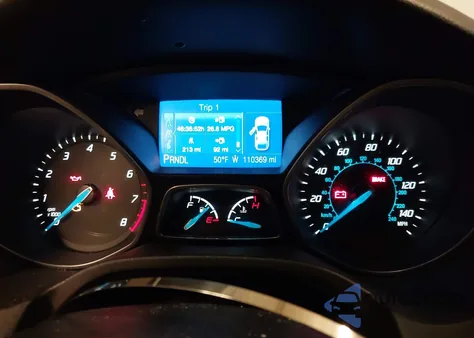 2014 Ford Focus Se z USA, uszkodzony, nr VIN 1FADP3K28EL114224